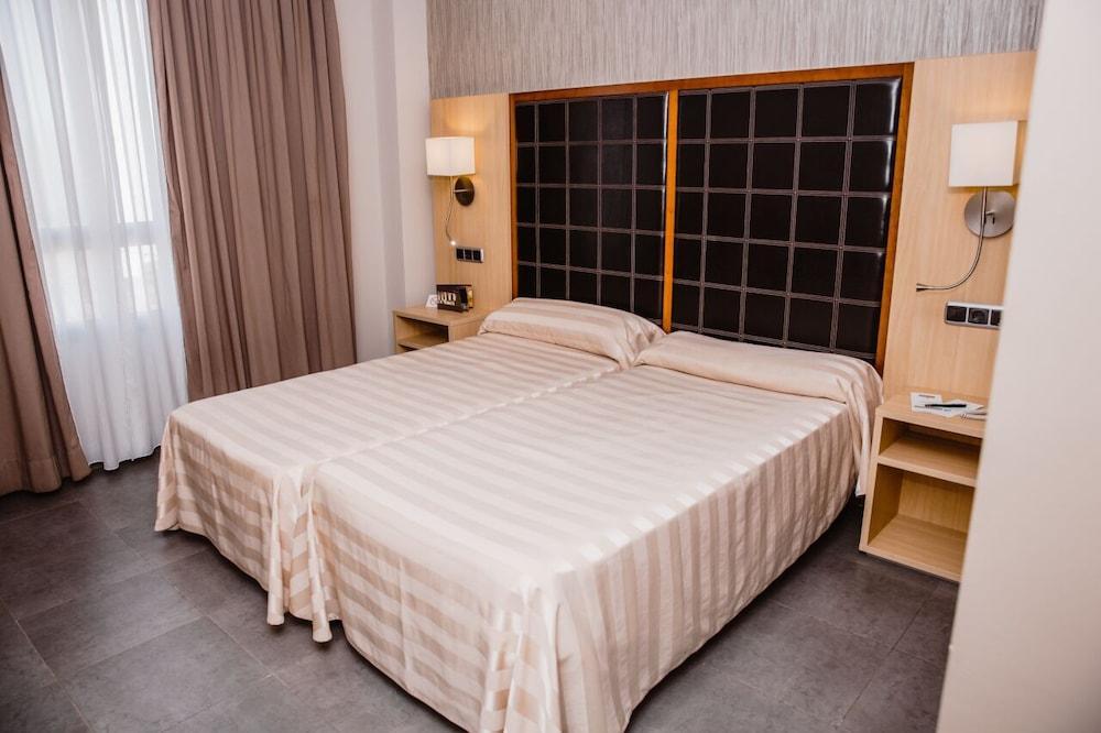 Hotel Salvevir Ejea De Los Caballeros Esterno foto